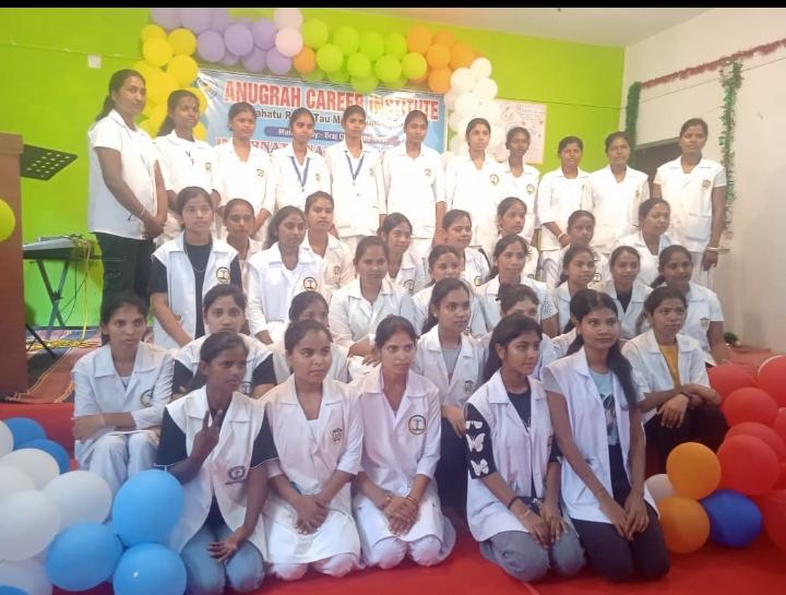 अनुग्रह कैरियर नर्सिंग इंस्टीट्यूट में धूमधाम से मना नेशनल नर्स डे व वार्षिक उत्सव