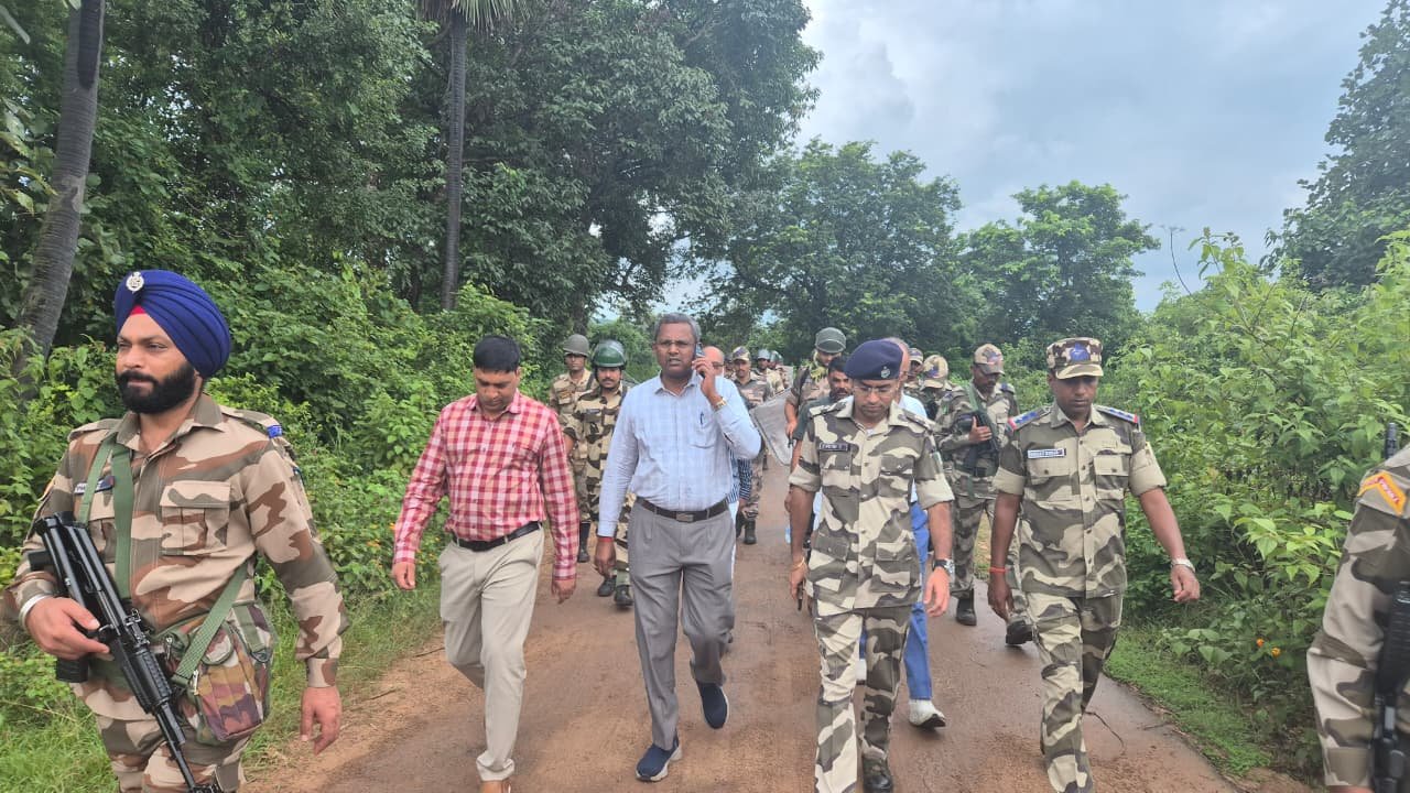 CISF और NML अधिकारियों ने किया बादम परियोजना के बॉक्स कट क्षेत्र का संयुक्त निरीक्षण।