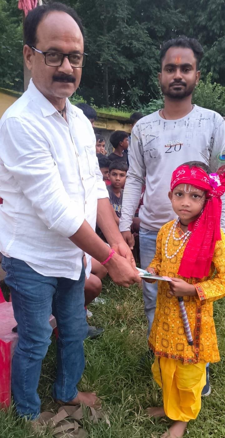 राधा रानी मंदिर में धूमधाम से मना श्रीकृष्ण जन्माष्टमी उत्सव