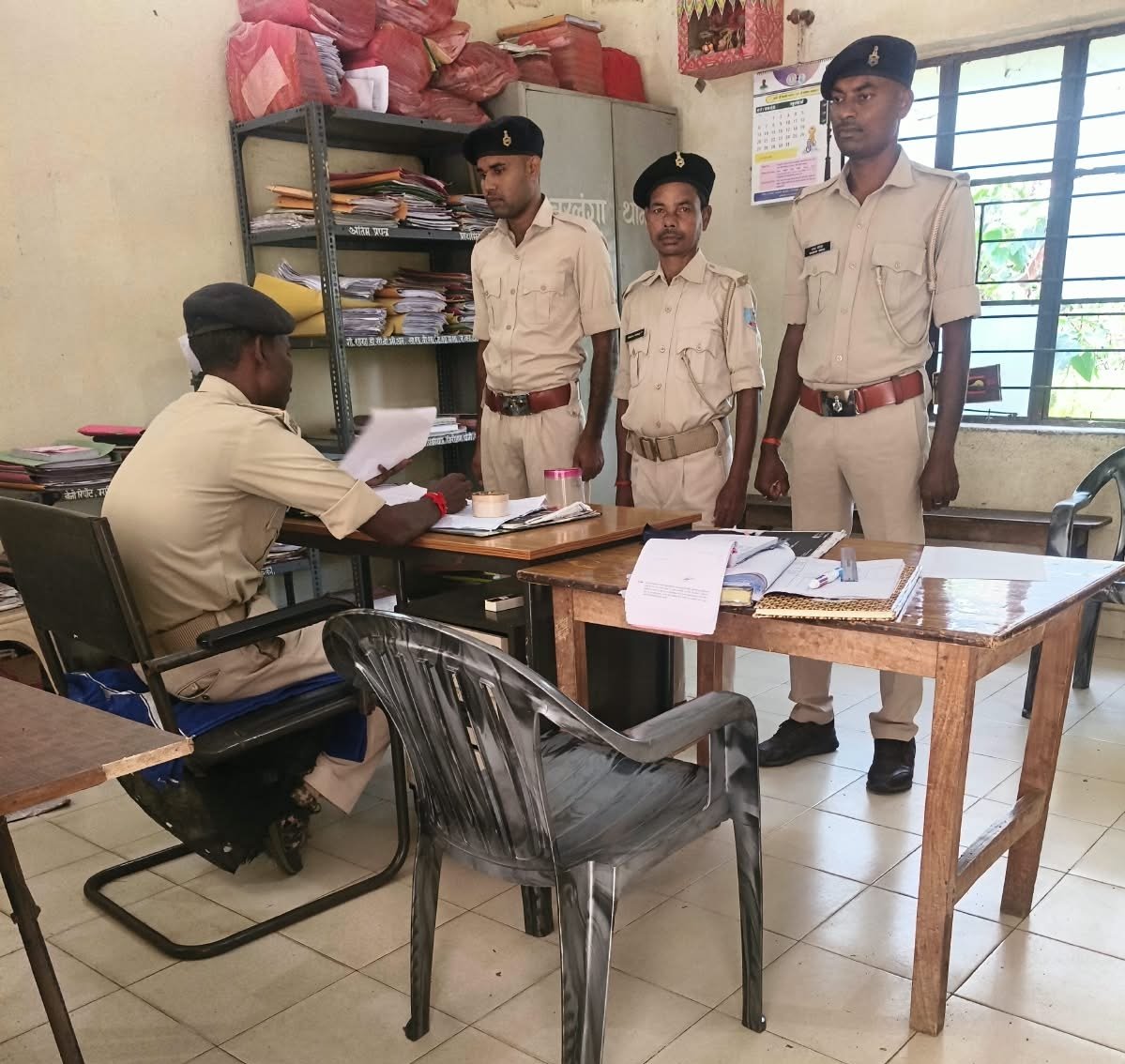 रामगढ़: SP के निर्देश पर जिले के सभी थानों में हुई चौकीदारी परेड, आसूचना संकलन के दिए गए निर्देश