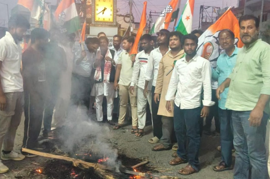महंगाई से त्रस्त जनता अब केंद्र सरकार को जवाब देगी — बंधु तिर्की”