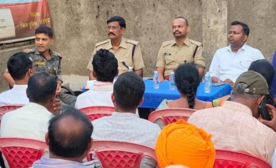 किस्को थाना परिसर में बकरीद को लेकर शांति समिति की बैठक आयोजित