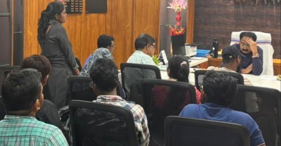 डीडीसी ने आम उत्पादक किसानों के साथ कि बैठक